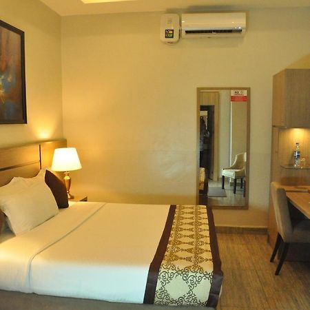 Moz One Executive Guest Rooms Agadez Mobushipe Exterior foto